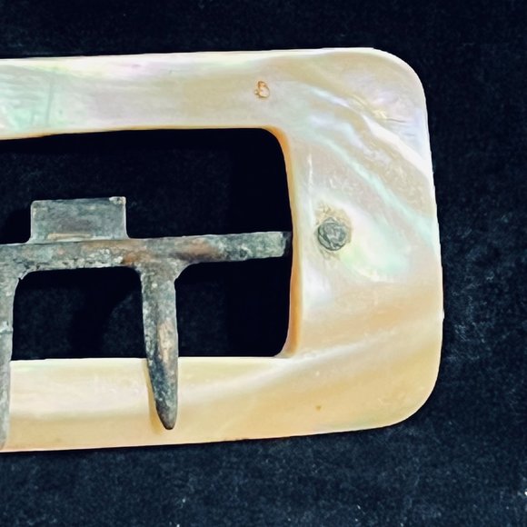 Victorian Mother Of Pearl Rectangle Sash Clip - Picture 3 of 5